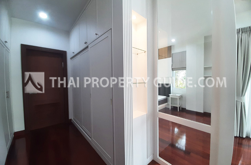 House with Shared Pool in Sukhumvit 